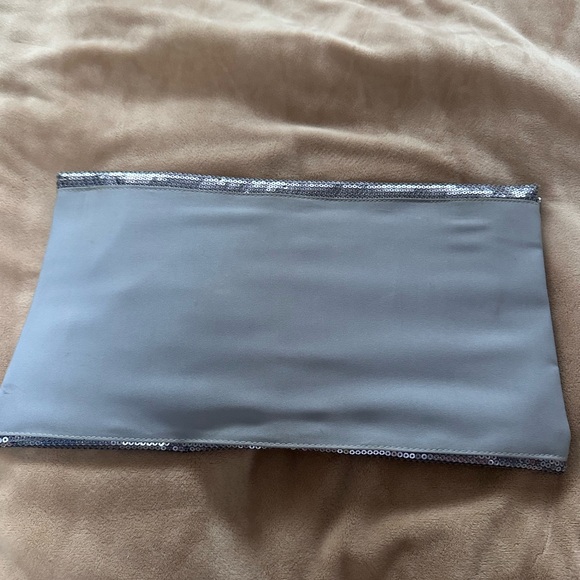 Elegant Silver Sequin Vintage Clutch Purse - Picture 2 of 6